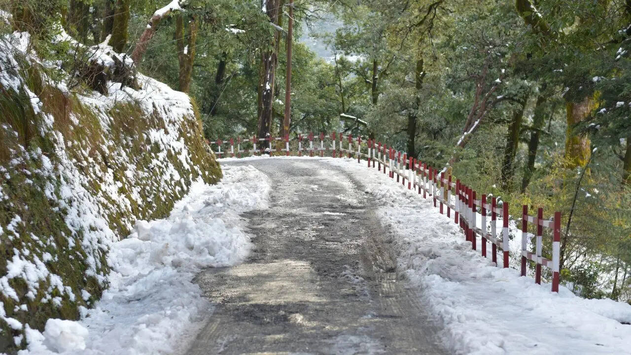 कनाताल (Kanatal)