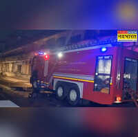 Thane Fire भिवंडी में हरिहर कॉम्प्लेक्स के गोदाम में लगी भीषण आग भारी नुकसान की आशंका