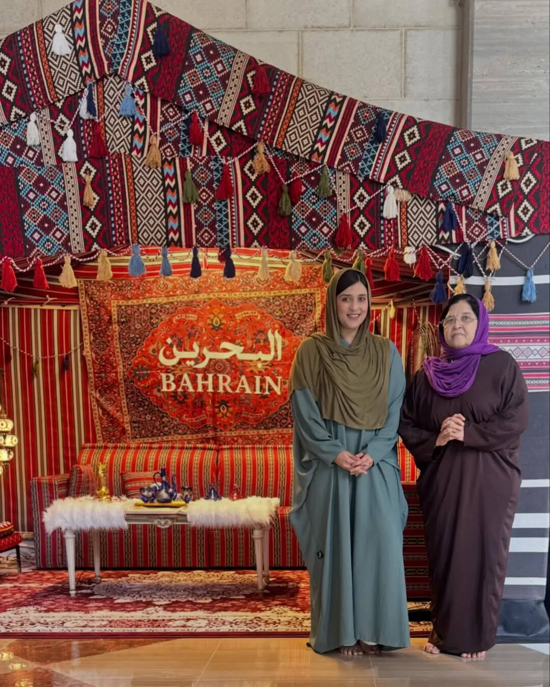 फैंस को पसंद आया मन्नारा का लेटेस्ट लुक