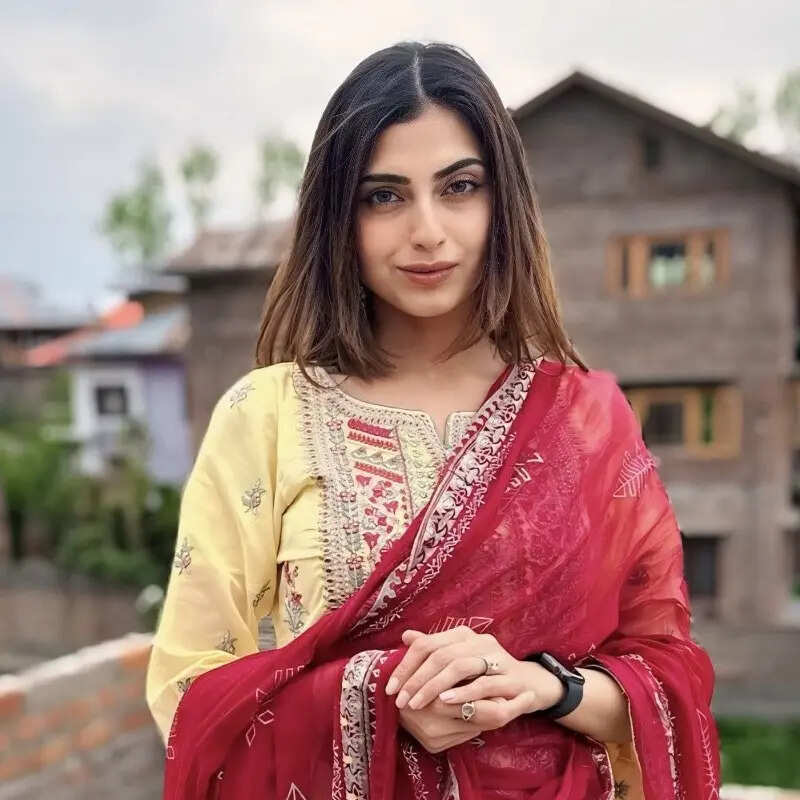 जीरो से हीरो बनीं फरहाना भट्ट