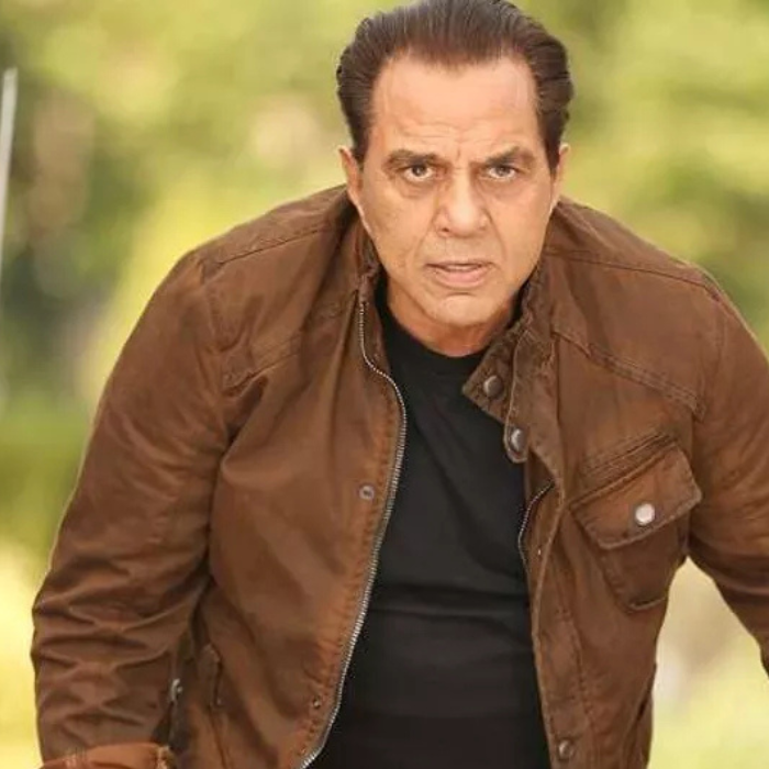 Dharmendra ने शराबी को मारा 2.5 किलो का घूंसा