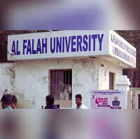 अल-फलाह के पूर्व नर्सिंग स्टाफ का बड़ा खुलासा यूनिवर्सिटी में लगते थे पाकिस्तान जिंदाबाद के नारे अस्पताल में रोजाना तैयार हुईं 150 फर्जी फाइलें