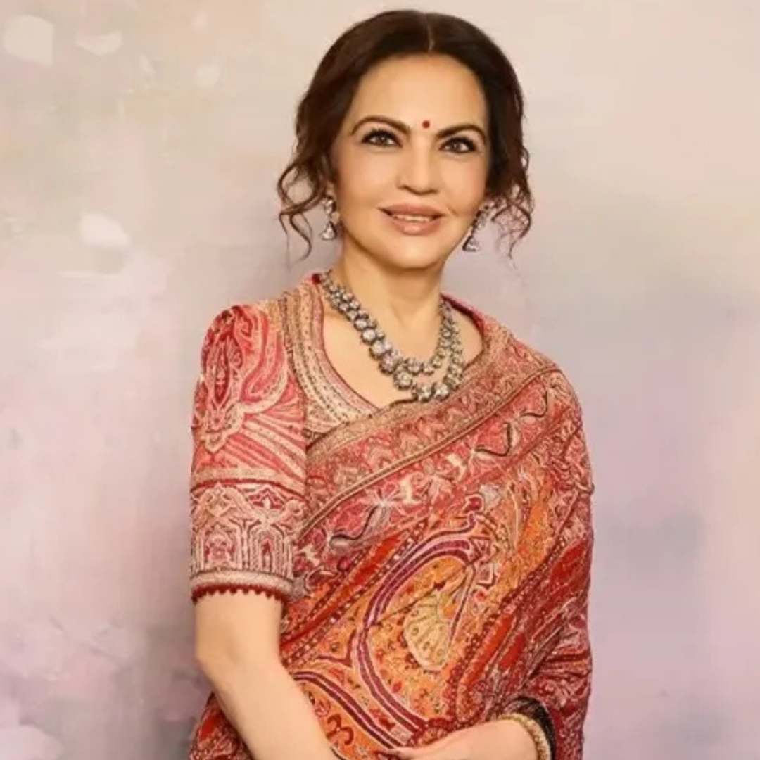 हीरों से लदा हार