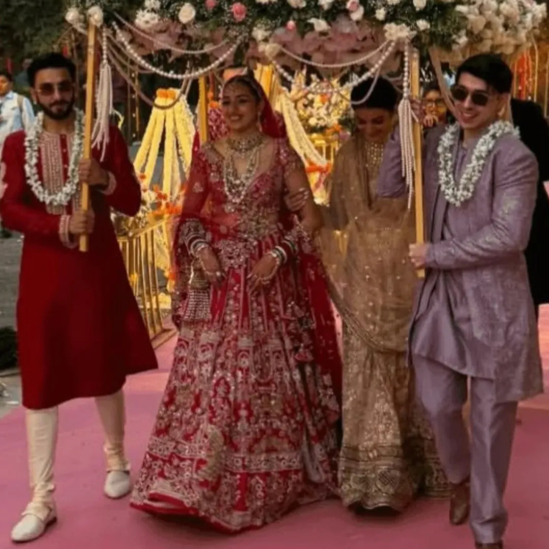 रणवीर की बहन लगी ऐसी