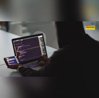 नोएडा में बड़ा साइबर फ्रॉड 12 करोड़ की ठगी शेयर मार्केट में निवेश का झांसा देकर लगाया चूना