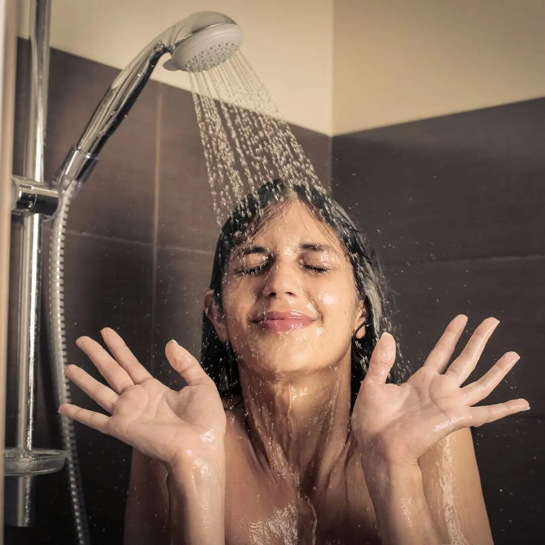 ​सर्दियों में नहाने का सबसे बेस्ट टाइम​