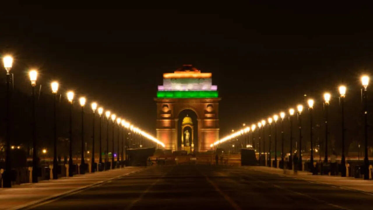 <strong>शिलालेख और स्मृति - Who designed India Gate?</strong>​
