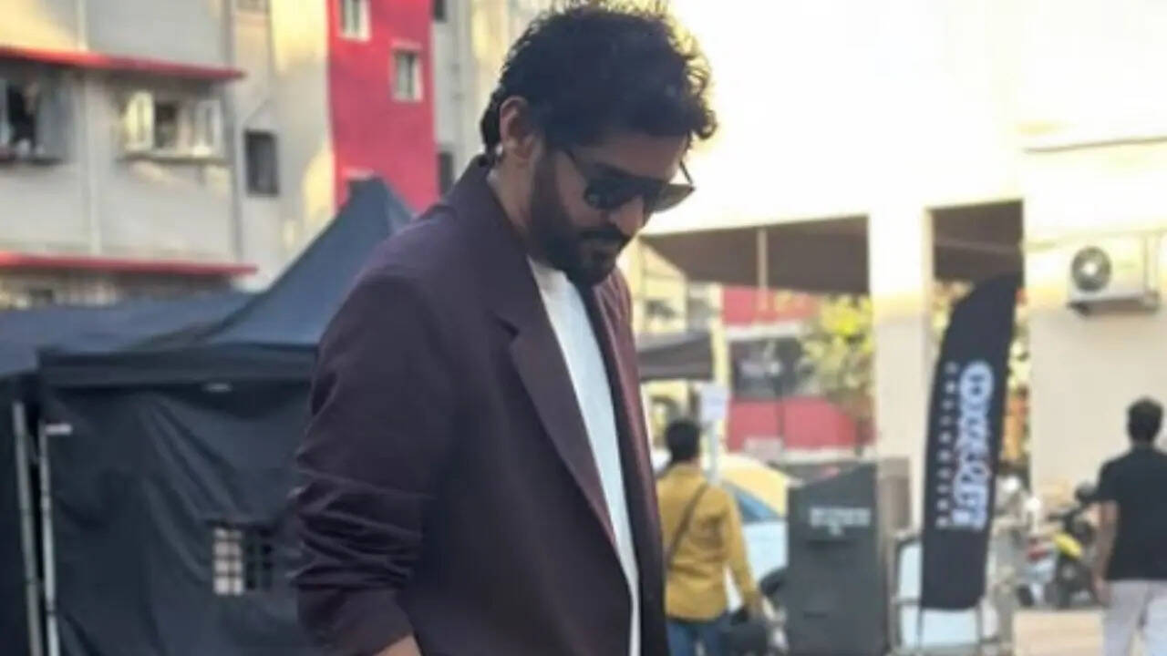 गौरव कपूर कितने पढ़े-लिखे  