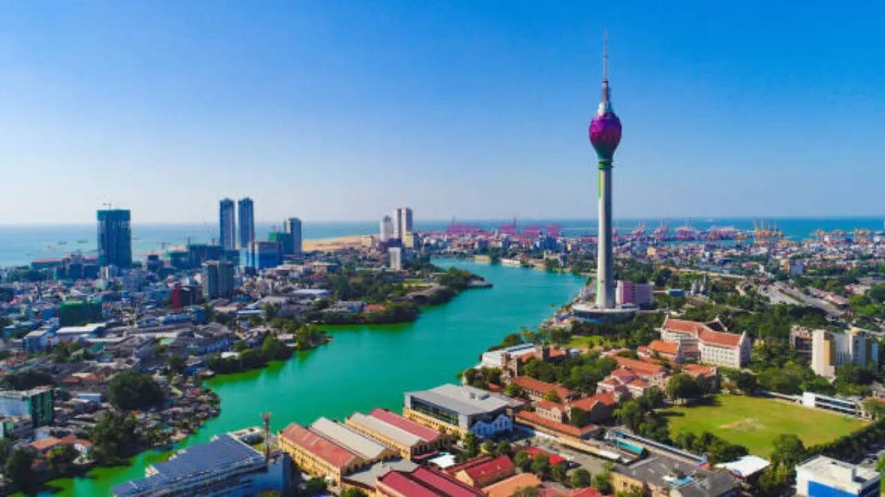 श्रीलंका  - 25 छुट्टियां 