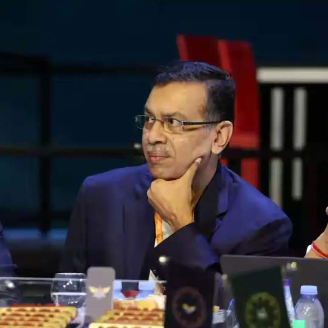 लखनऊ सुपर जायंट्स-229 करोड़ रुपये