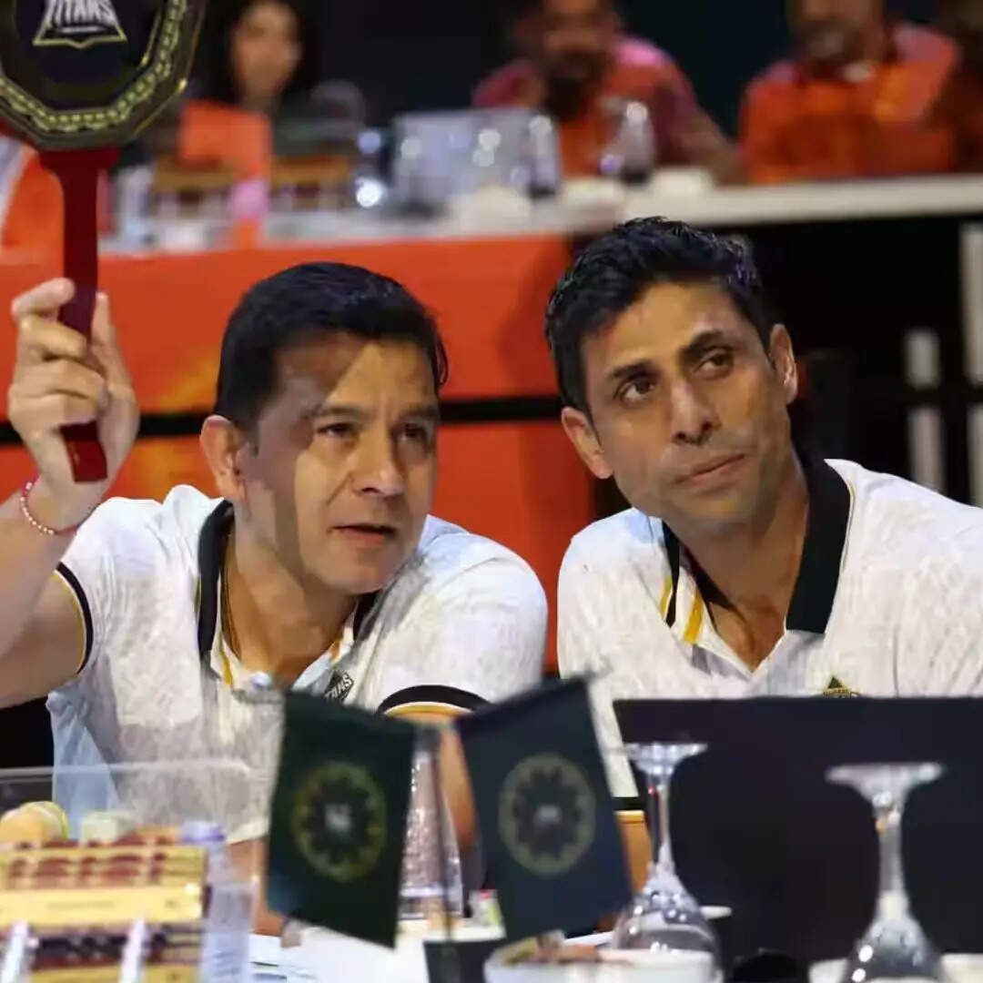 गुजरात टाइटन्स-129 करोड़ रुपये