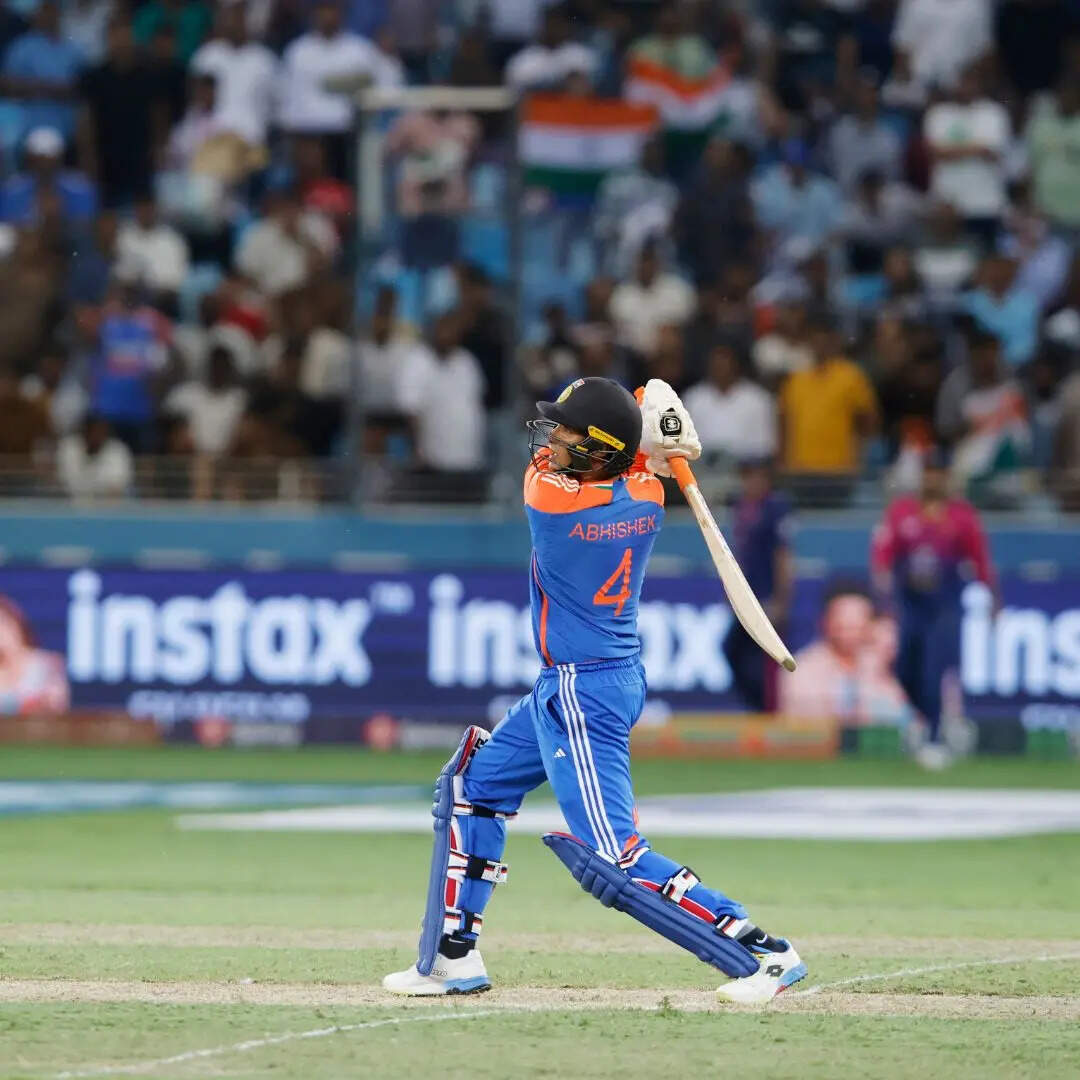 अभिषेक के लिए शानदार रहा है साल