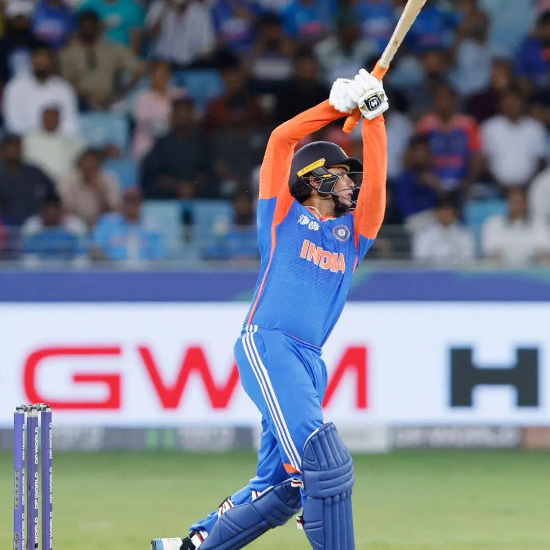 वर्ल्ड रिकॉर्ड तोड़ने के लिए है 16 छक्कों की दरकार