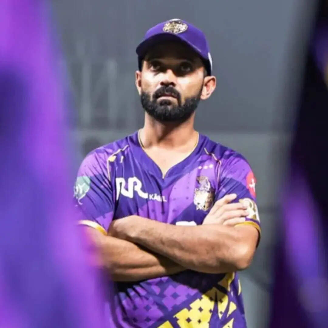 ​कोलकाता नाइट राइडर्स-64.3 करोड़ रुपये