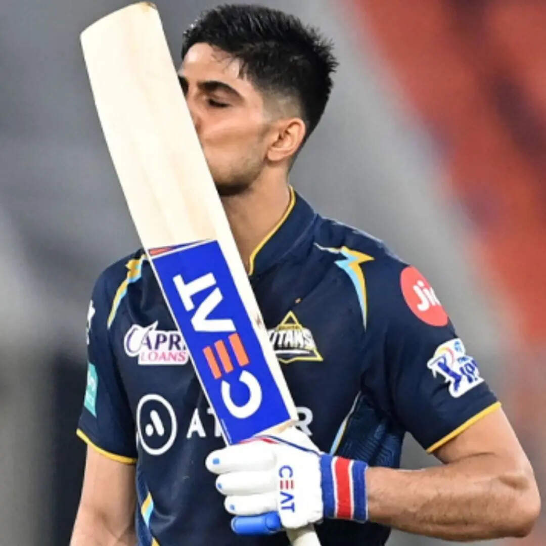 ​गुजरात टाइटन्स-12.9 करोड़ रुपये