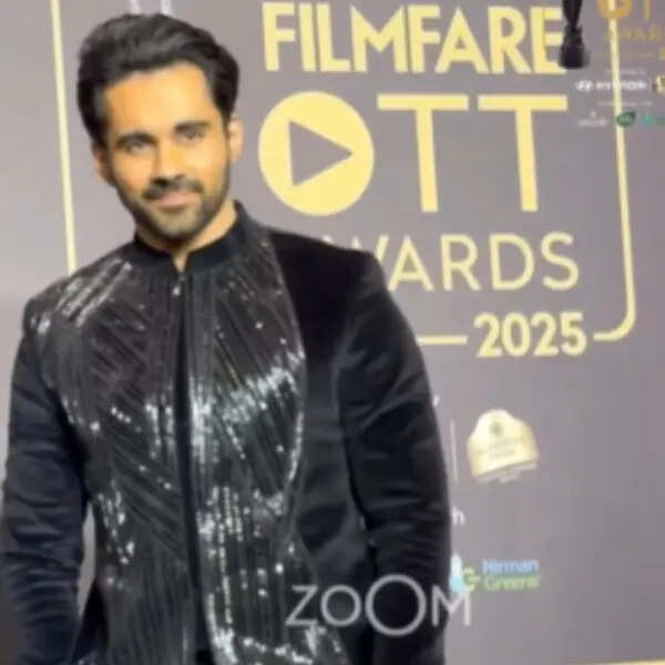 अभिषेक बजाज