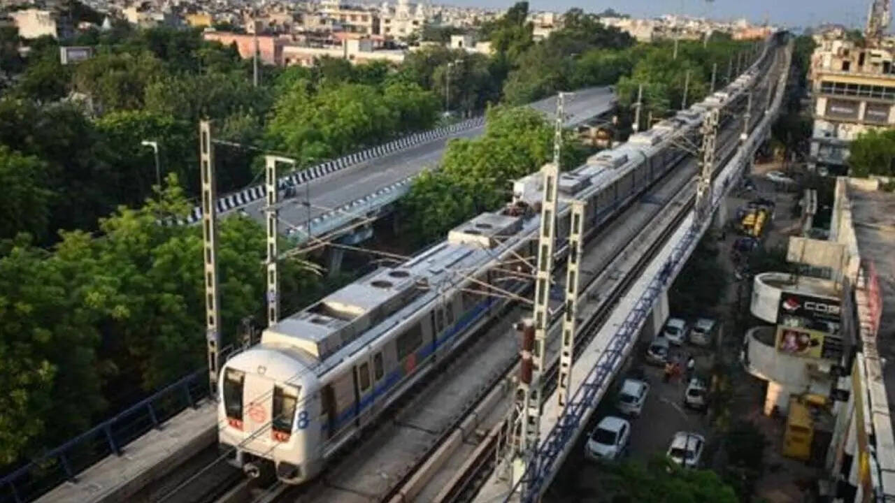 ​रिठाला से रोहिणी रास्ता साफ​