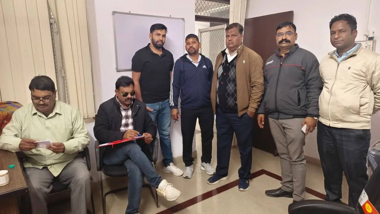 पूछताछ जारी, भ्रष्टाचार निवारण अधिनियम में केस दर्ज