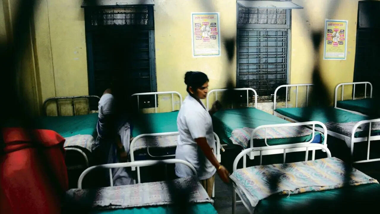 जयपुर में बैठे सीनियर अधिकारी का भी लिया नाम