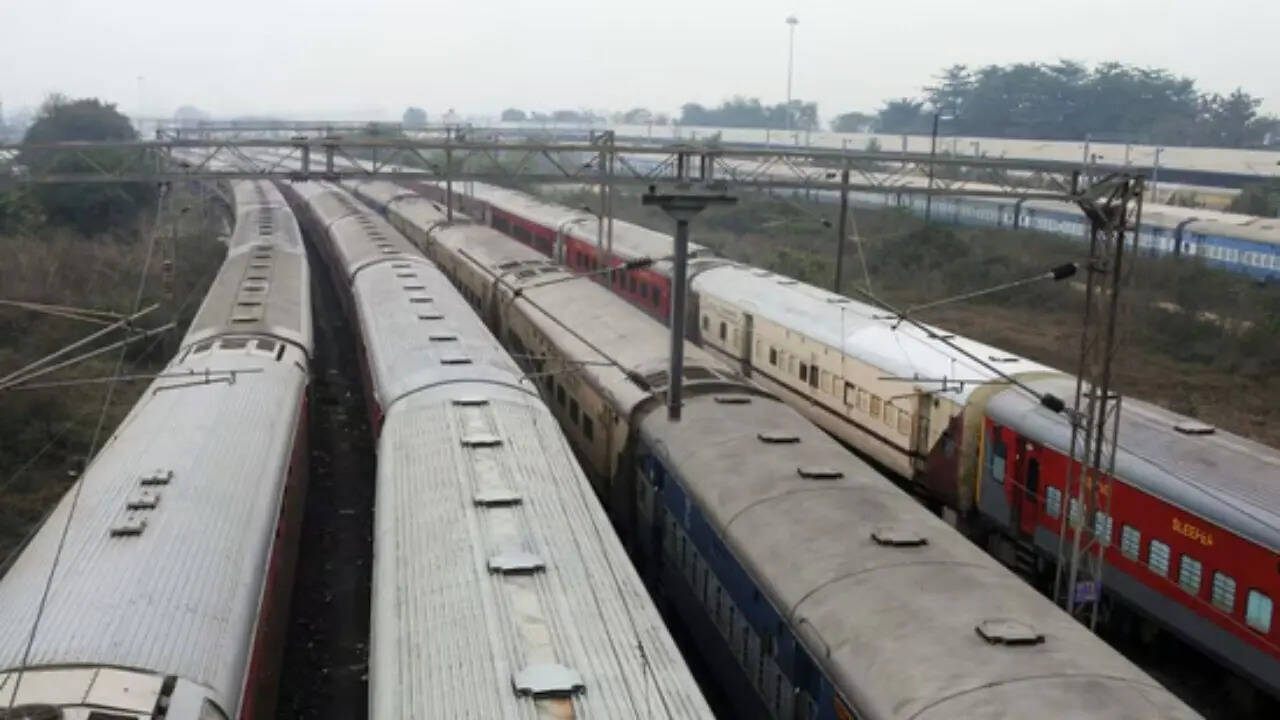 सामान के साइज को लेकर भी नियम