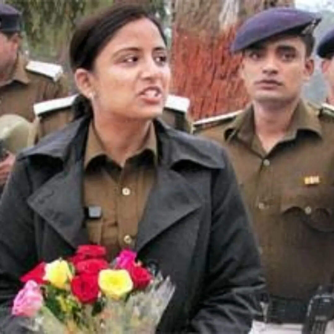 अब डीआईजी से आईजी