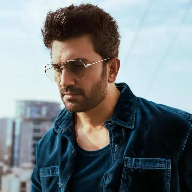 शरद केलकर (Sharad Kelkar)