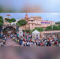 साल 2025 में भारत के इस शहर में आए सबसे ज्यादा पर्यटक जानें नंबर 10 पर कौन