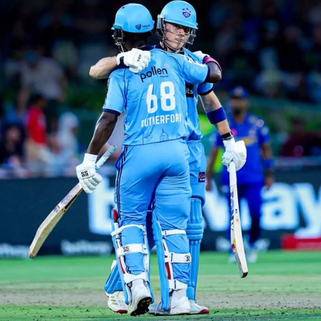 Dewald Brevis And Sherfane Rutherford Six Sixes In Six Ball Against MI ...