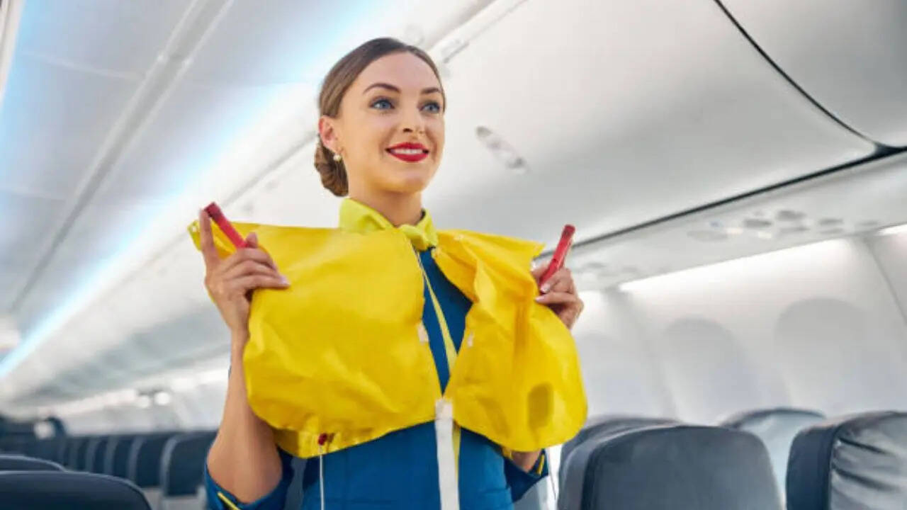 फ्लाइट में परफ्यूम पर रोक