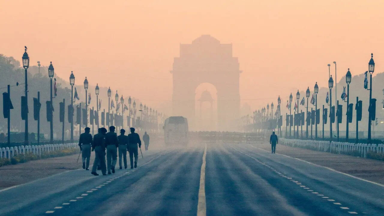 GRAP स्टेज-III प्रतिबंध हटे, लेकिन सतर्कता जरूरी