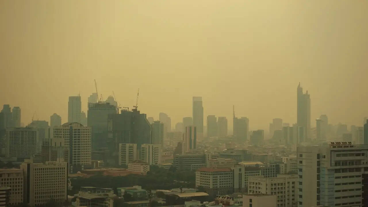कुछ इलाकों में राहत, AQI रहा ‘मध्यम’