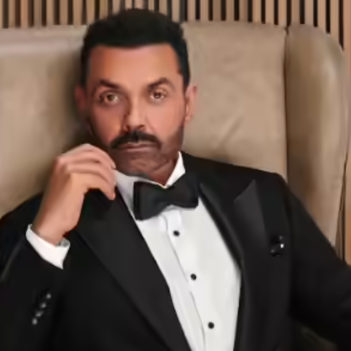 Bobby Deol भी रखते हैं सौतेली मां का ख्याल