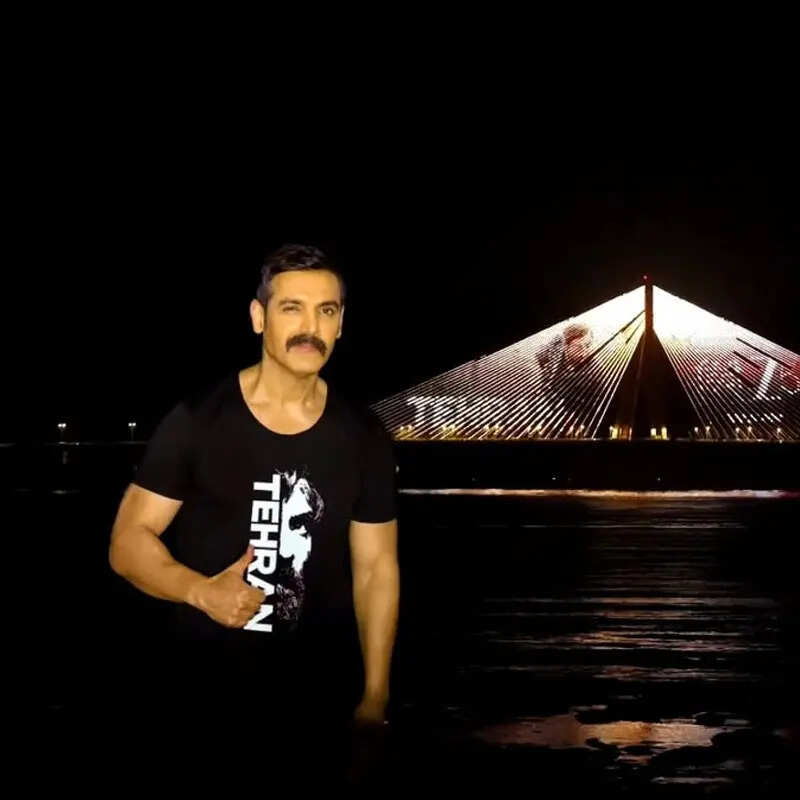 जॉन अब्राहम (John Abraham)