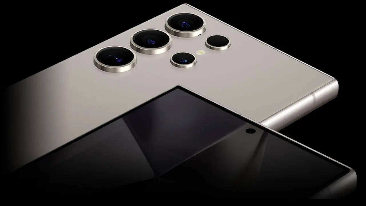 हालांकि आपको एक्सचेंज ऑफर में इस बात का ध्यान रखना होगा कि एक्सचेंज ऑफर आपके पुराने फोन की वर्किंग और फिजिकल कंडीशन पर निर्भर करेगी। अगर आप इसमें 25-30 हजार रुपये की भी बचत कर लेते हैं तो आप इस 200 मेगापिक्सल वाले स्मार्टफोन को सिर्फ 82999 रुपये में खरीद पाएंगे।