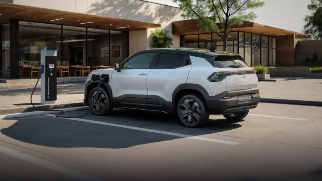 इस एसयूवी की रेंज लगभग 344 किमी से 543 किमी तक हो सकती है। 