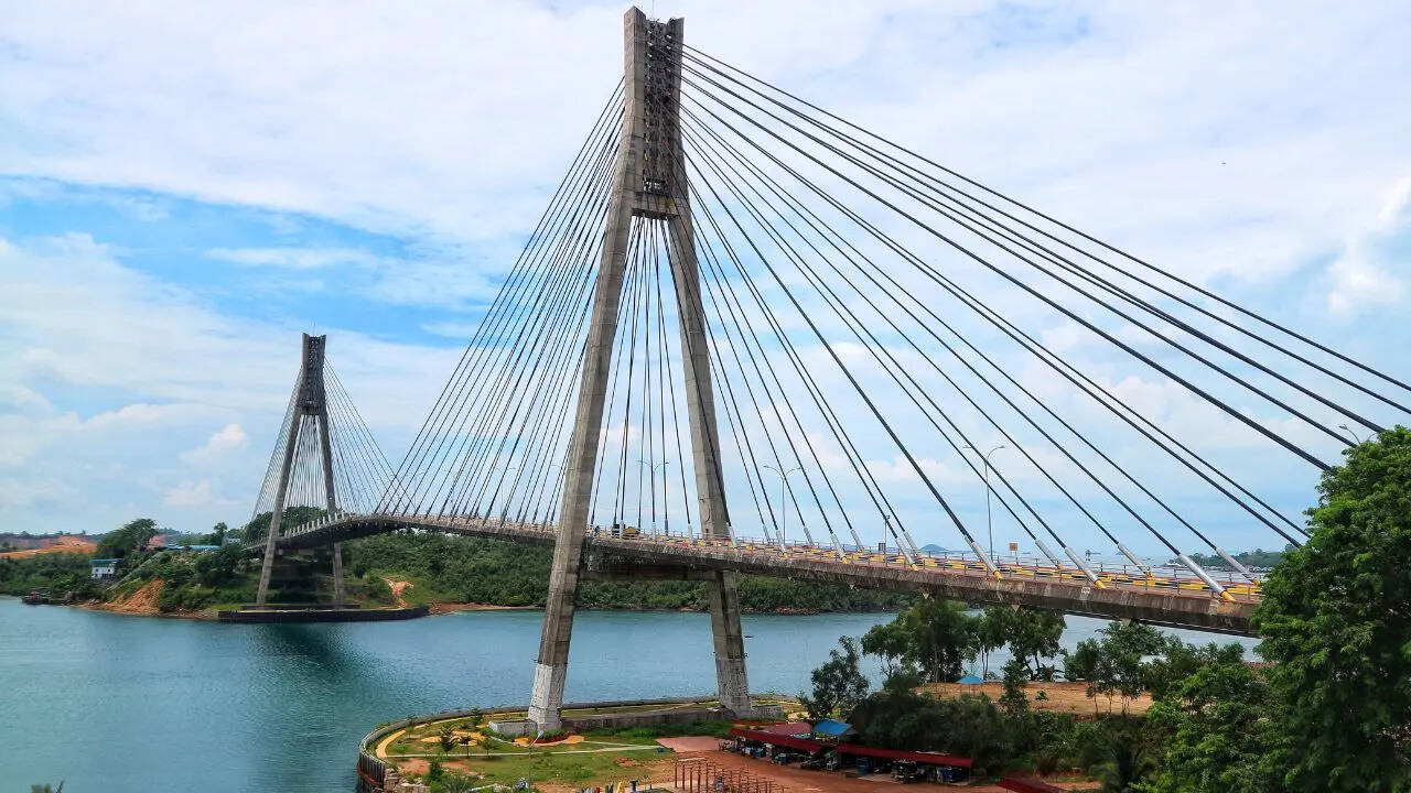 ​किन शहरों को जोड़ता है यह ब्रिज?​
