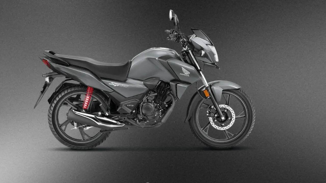 बाइक की माइलेज की बात करें तो यह लगभग 5060 kmpl है जिससे रोजमर्रा के इस्तेमाल में फ्यूल खर्च कम होता है।