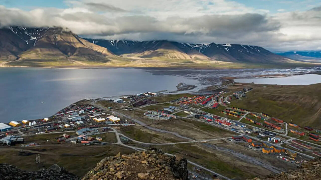 कई दशकों से लाश को दफनाने पर पाबंदी