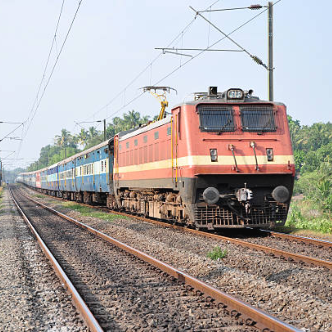 दक्षिण पश्चिम रेलवे बढ़ाई स्पीड