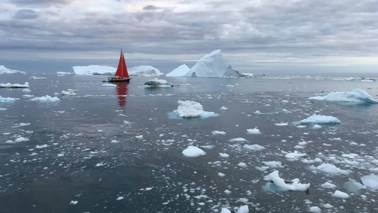 ग्रीनलैंड सेल के नहीं है-डेनमार्क