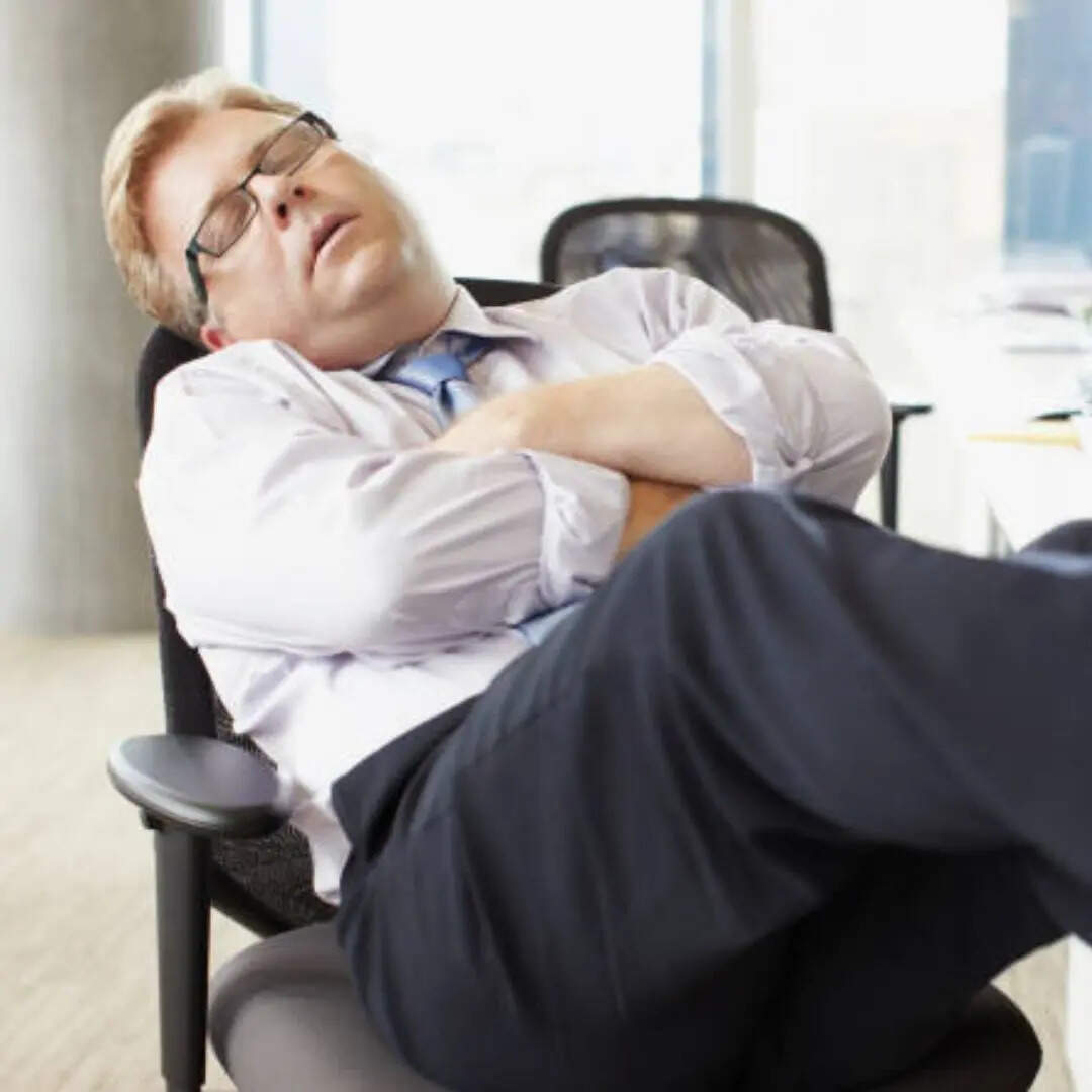 दिन में बार-बार झपकी लेना