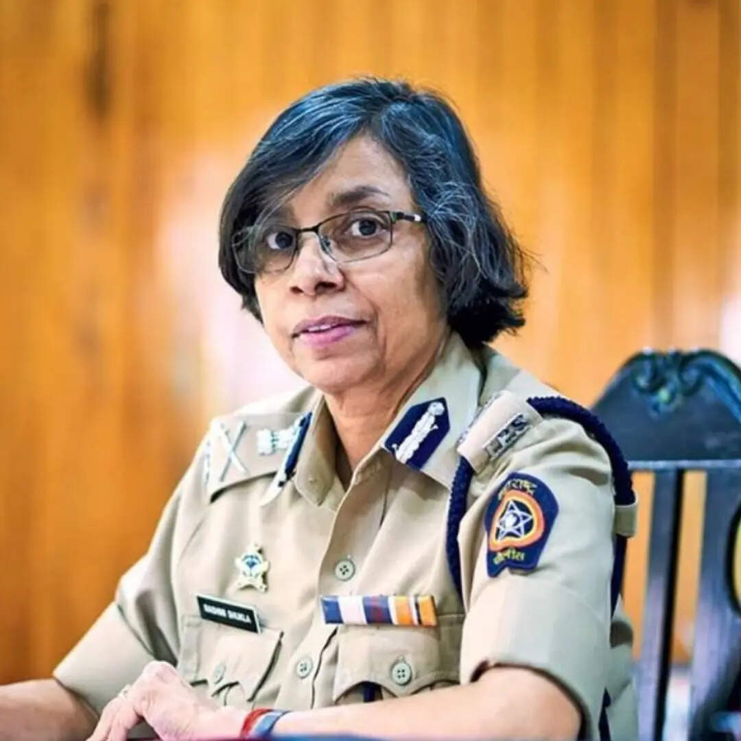 कौन ज्यादा पावरफुल