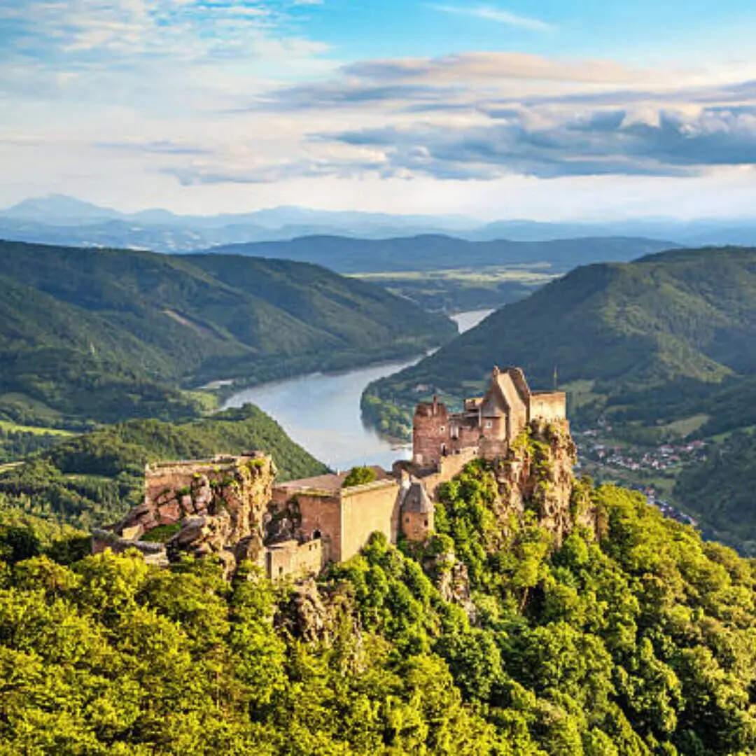 General Knowledge Which River Flows Through Most Countries Highest ...