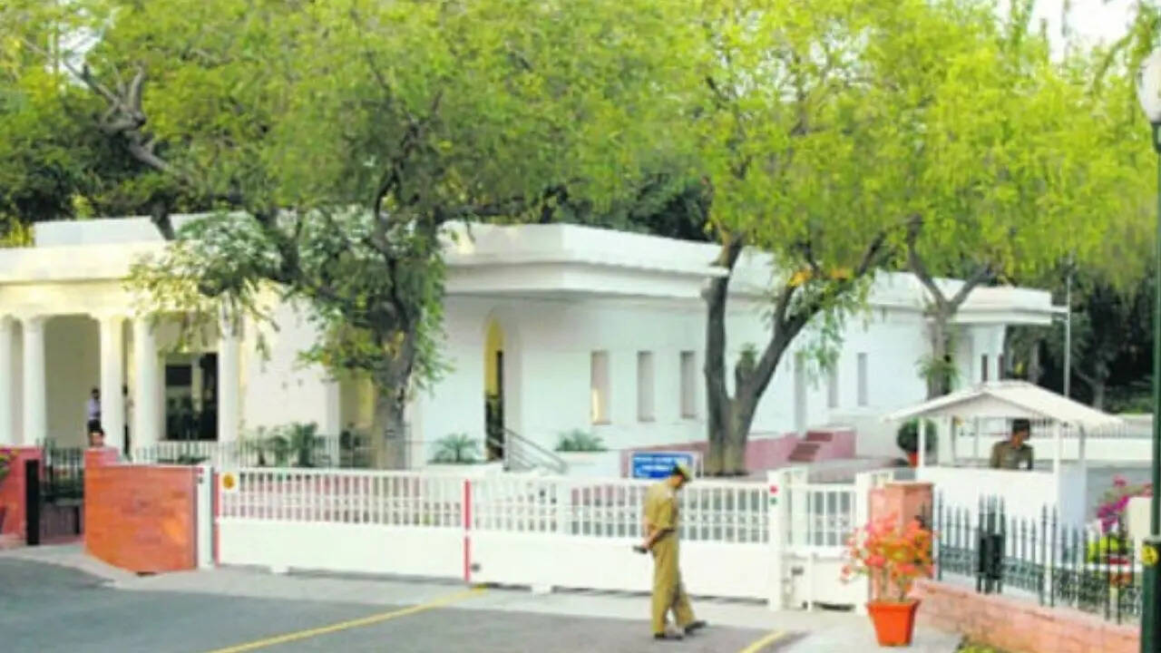 फिर राजीव बने पीएम और सात रेस कोर्स बना उनका आवास