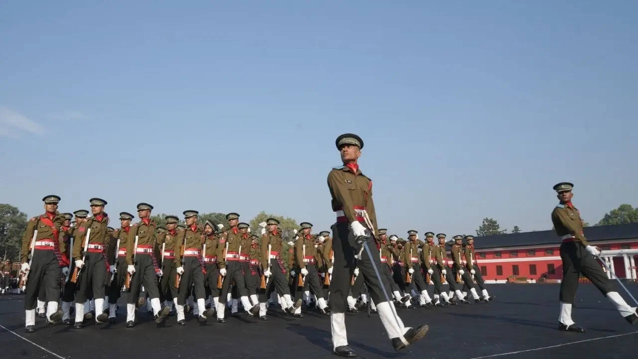 ​भारतीय सेना पर हर भारतीय को गर्व