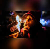 ट्रंप प्रशासन ने ईरान पर लगाया एक और प्रतिबंध कहा- हम न्याय की मांग का करते हैं समर्थन