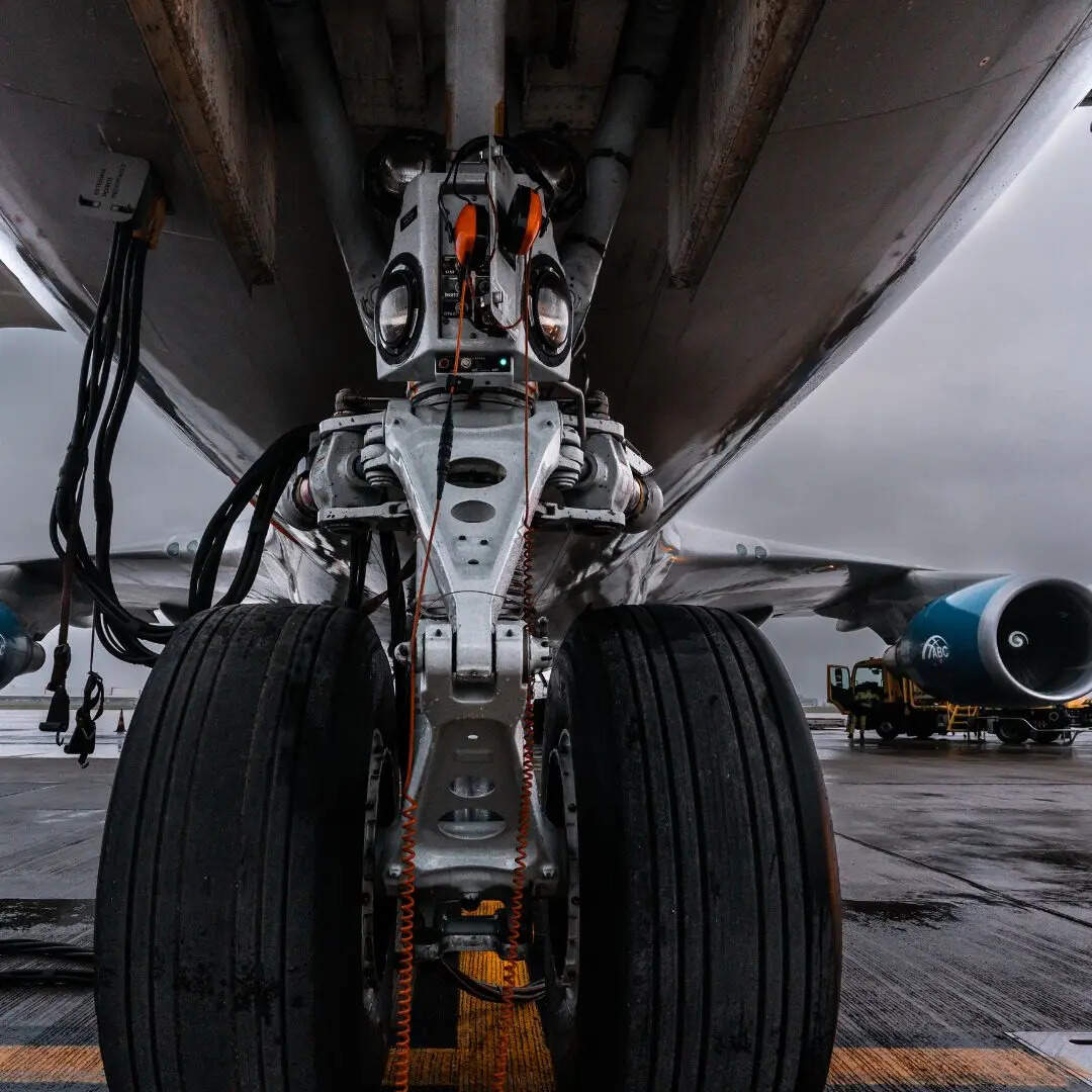 एयर ट्रैफिक कंट्रोलर 