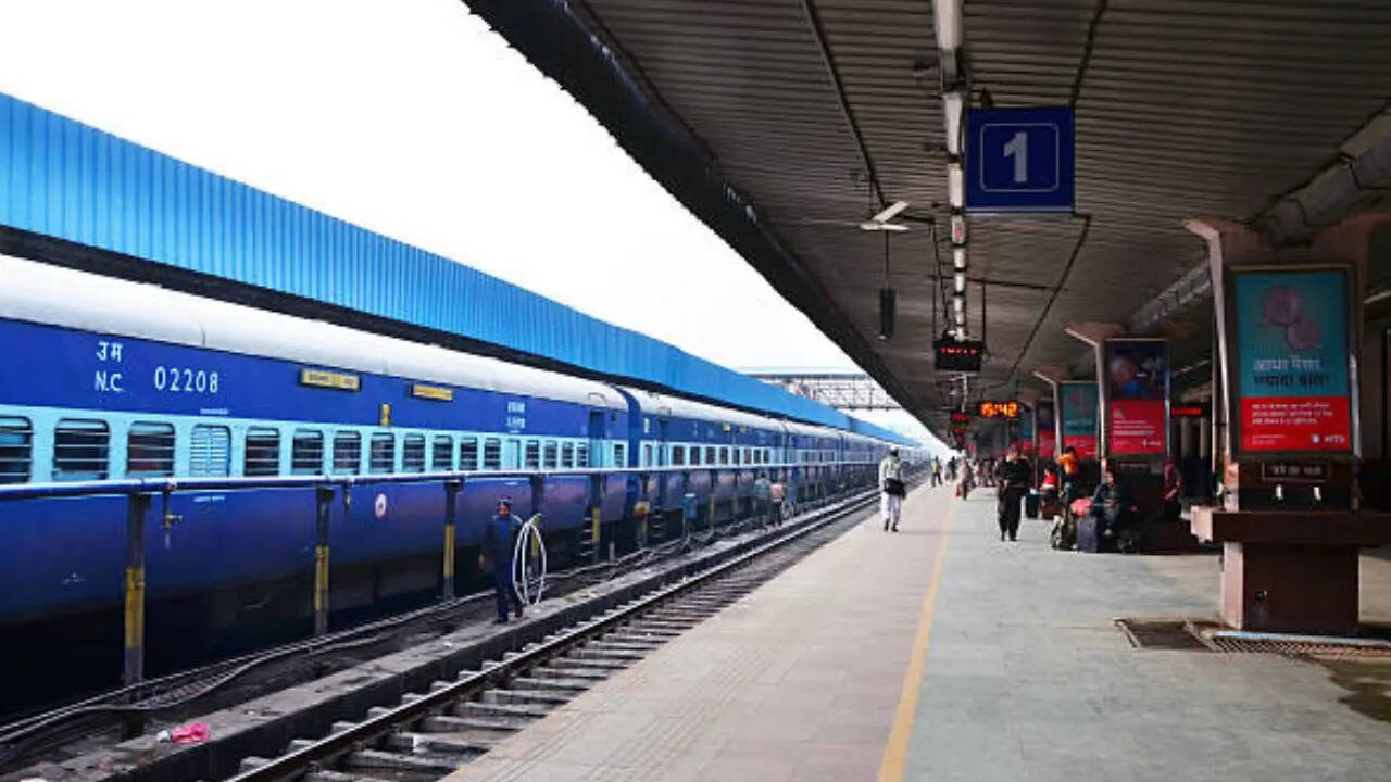 ओडिशा में है ईब रेलवे स्टेशन