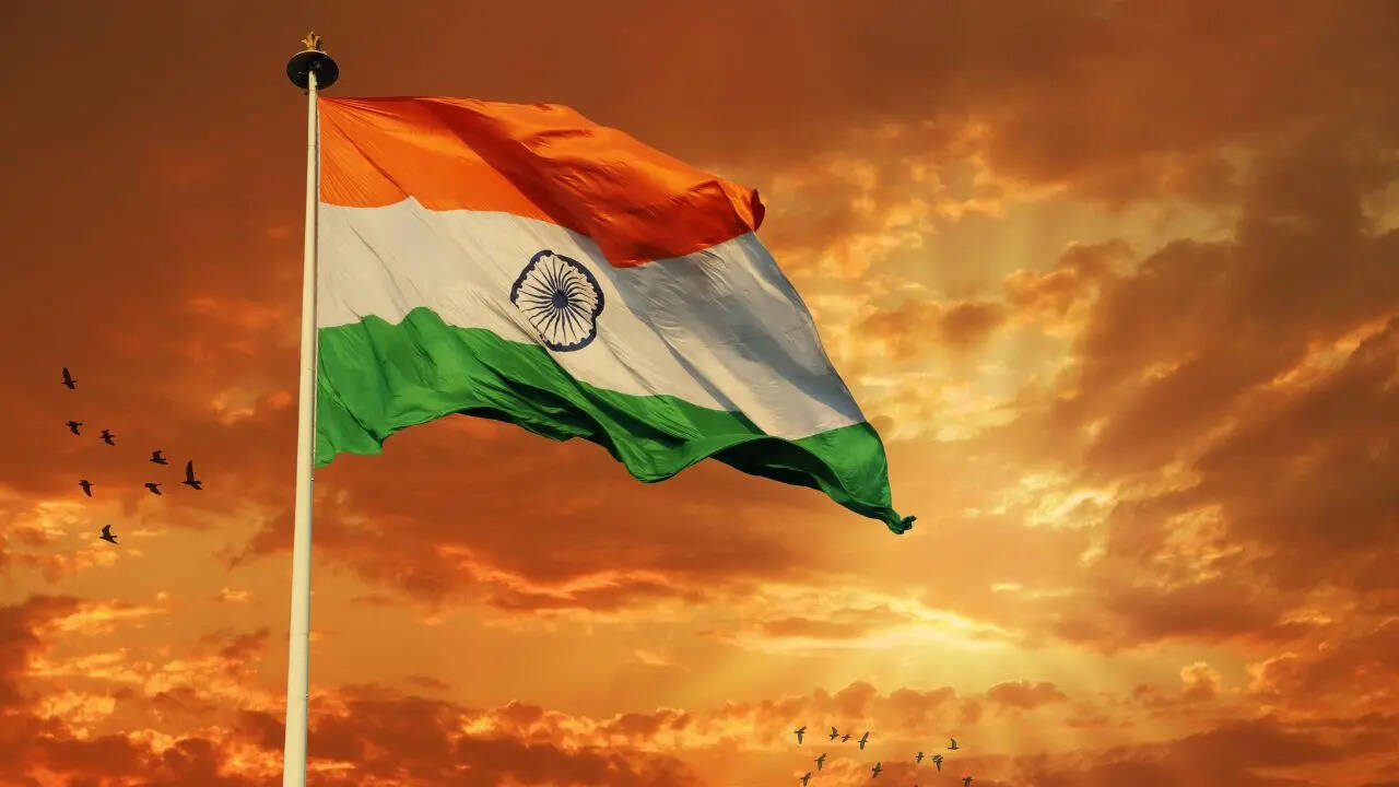 26 जनवरी और 15 अगस्त पर झंडा फहराने के अलग-अलग नियम