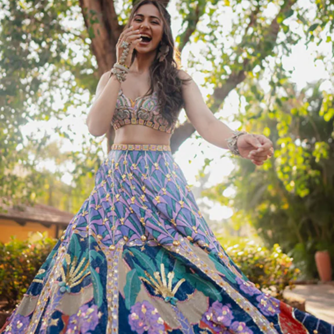 नीला लहंगा